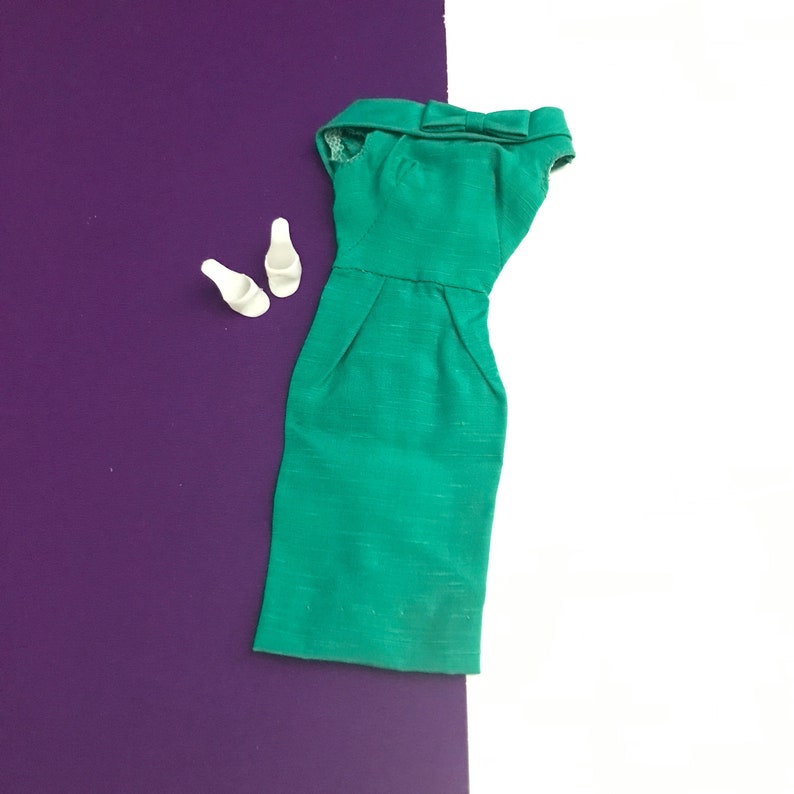 barbie doll green dress