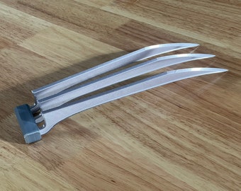 Logan Wolverine Claws - Full Pair, for TWO Hands. *ADJUSTABLE* - Glue included