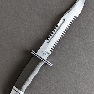Saw Toothed Buck 120 Hunting Knife *PROP* (Etsy, this is NOT RE@L, it is a *Fake* cosplay Item)