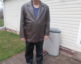 SALE NOW Mans very soft and clean dark brown soft leather blazer jacket,sportcoat size 50,or XXL ,its nice,lot 223
