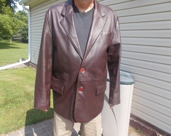 On sale Mans vintage dark brown 2 button  leather jacket,sport coat size 50 tall,nice soft leather
