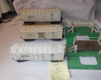 3 Lionel postwar trains  automatic  milk cars,for restoration or parts,as found