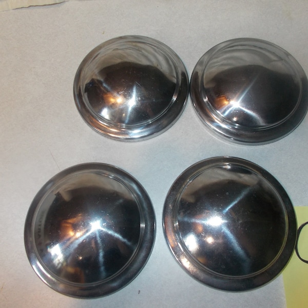 Garton Toy original parts,Sheboygan,Wis ,lot G22,chromed metal hub caps ,read