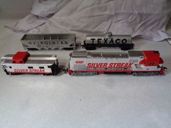 tyco silver streak train set