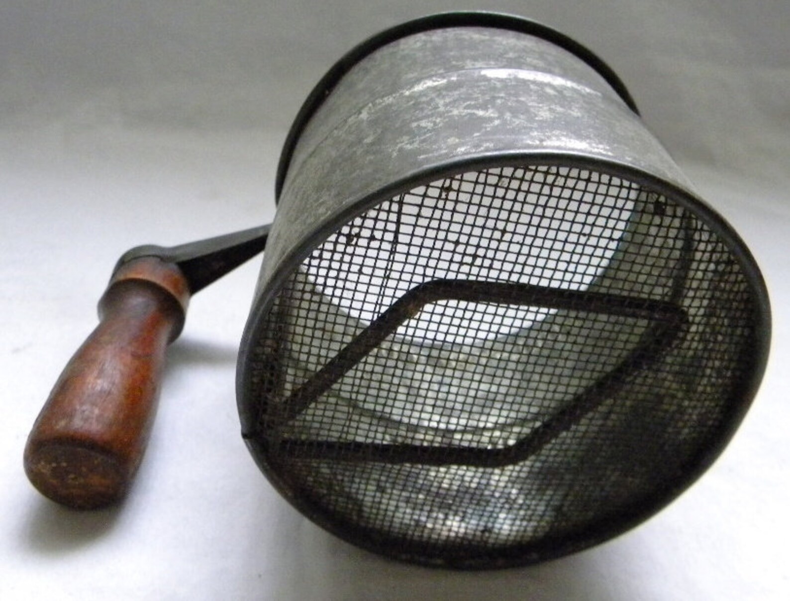 Vintage Sugar Sifter Red Handled Sugar Sifter Farmhouse Etsy