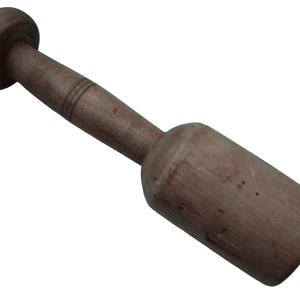 Vintage Wood Masher / Pestle - Chunky Wood Masher - Farmhouse Kitchen - Kitchen Decor