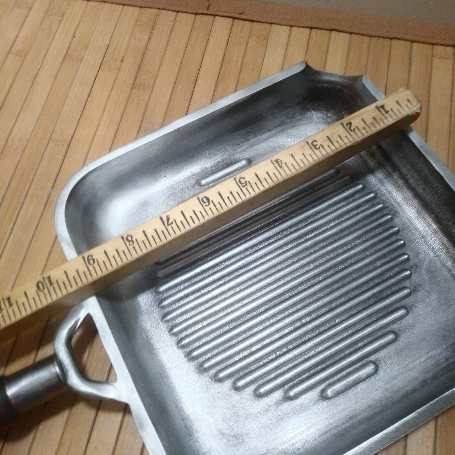 Vintage 2 Sided Square Griddle / Grill - Made In Taiwan. Aluminum
