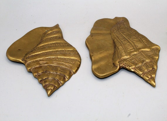 Brass Seashell Plaques MCM Brass Shell Wall Hangings Nautical Decor Conchs  