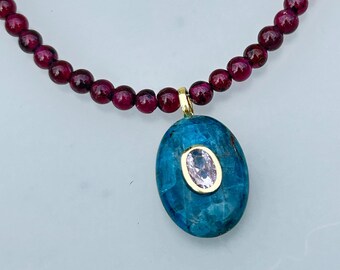 Garnet and appetite gemstones necklace