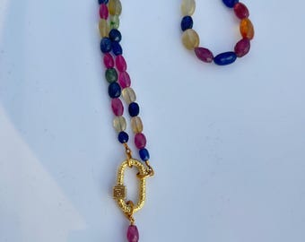 Faceted sapphire carabiner necklace with baroque, pearl charm pendant