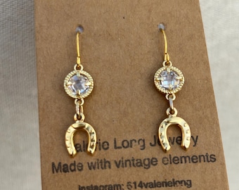 Pendientes de herradura y diamantes de imitación