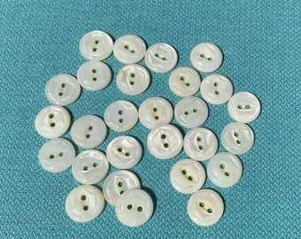 Vintage Mother of Pearl Carved Cat Eye Buttons 2 hole 14 mm Just over 1/2 inch sewing craft costume ornament 25 pieces Item 5