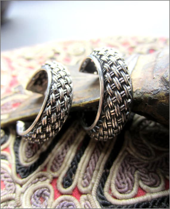 Vintage Basketweave Silver Hoop Earrings - image 2