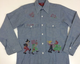 Vintage 1940's Vtg 40-50's Dickies Men CHAMBRAY Hand Painted Cartoon AMERICANA FOLK Art 50/50 Work Shirt M