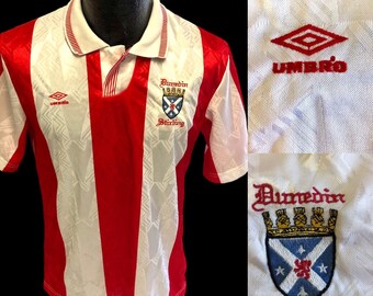 Vintage 80's Umbro Men SHINY White Red Stripe Football Jersey DUNEDIN STIRLING Soccer Club Shirt M