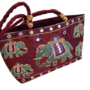 Bolso de mano estilo hippie de los años 80 con bordados de seda egipcia verde y diseño de elefantes