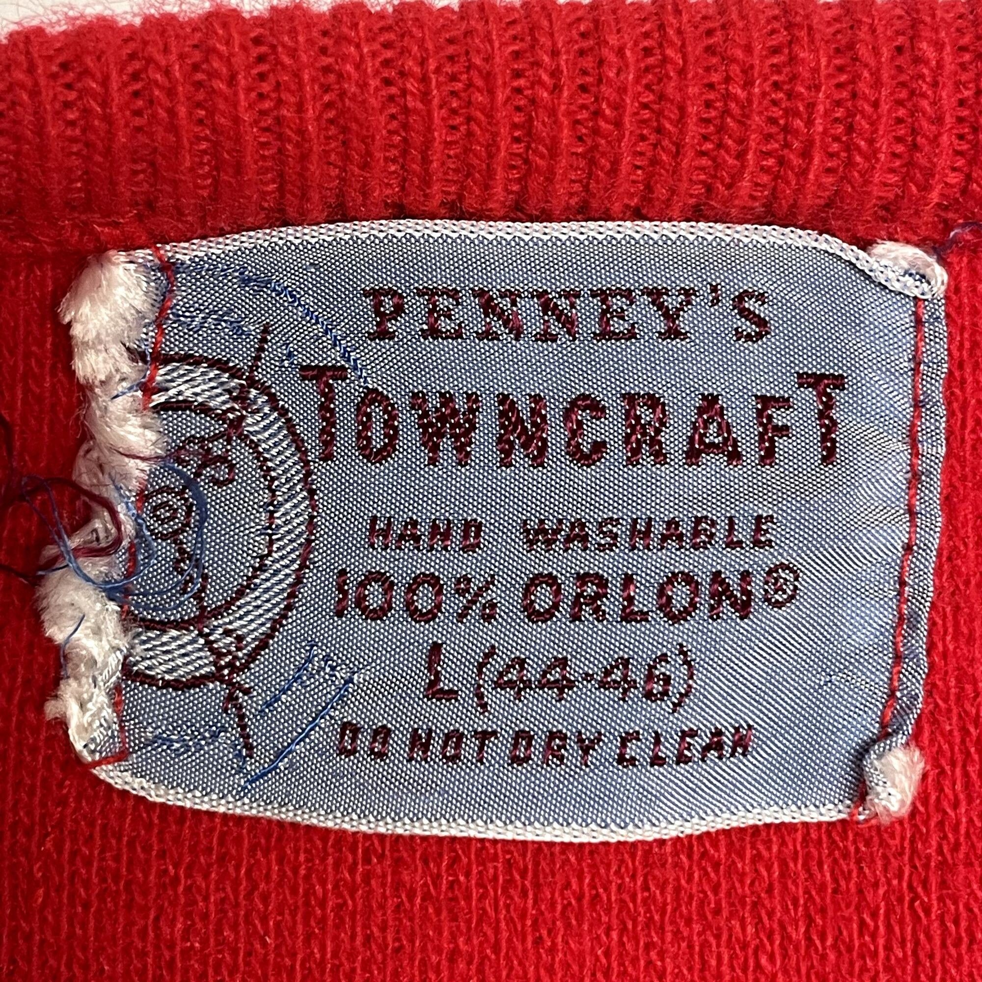 Vintage 50 60's Penneys Towncraft Men Christmas RED Mod V Neck