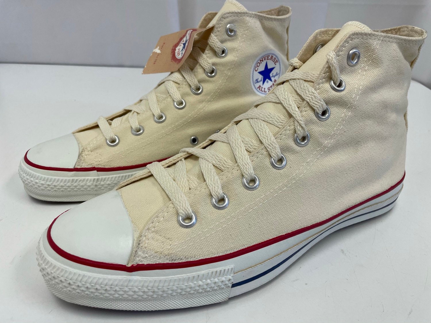 chucks 90s