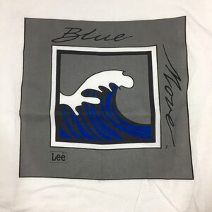 Vtg Mr Lee Men's White Graphic BLUE Move WAVE Surf Surfer