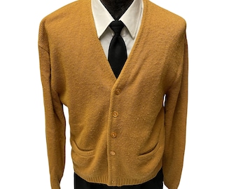 Vintage 50 60&#39;s Munsingwear Men&#39;s MUSTARD Gold Knit Orlon Sweater ROCKABILLY Cardigan L