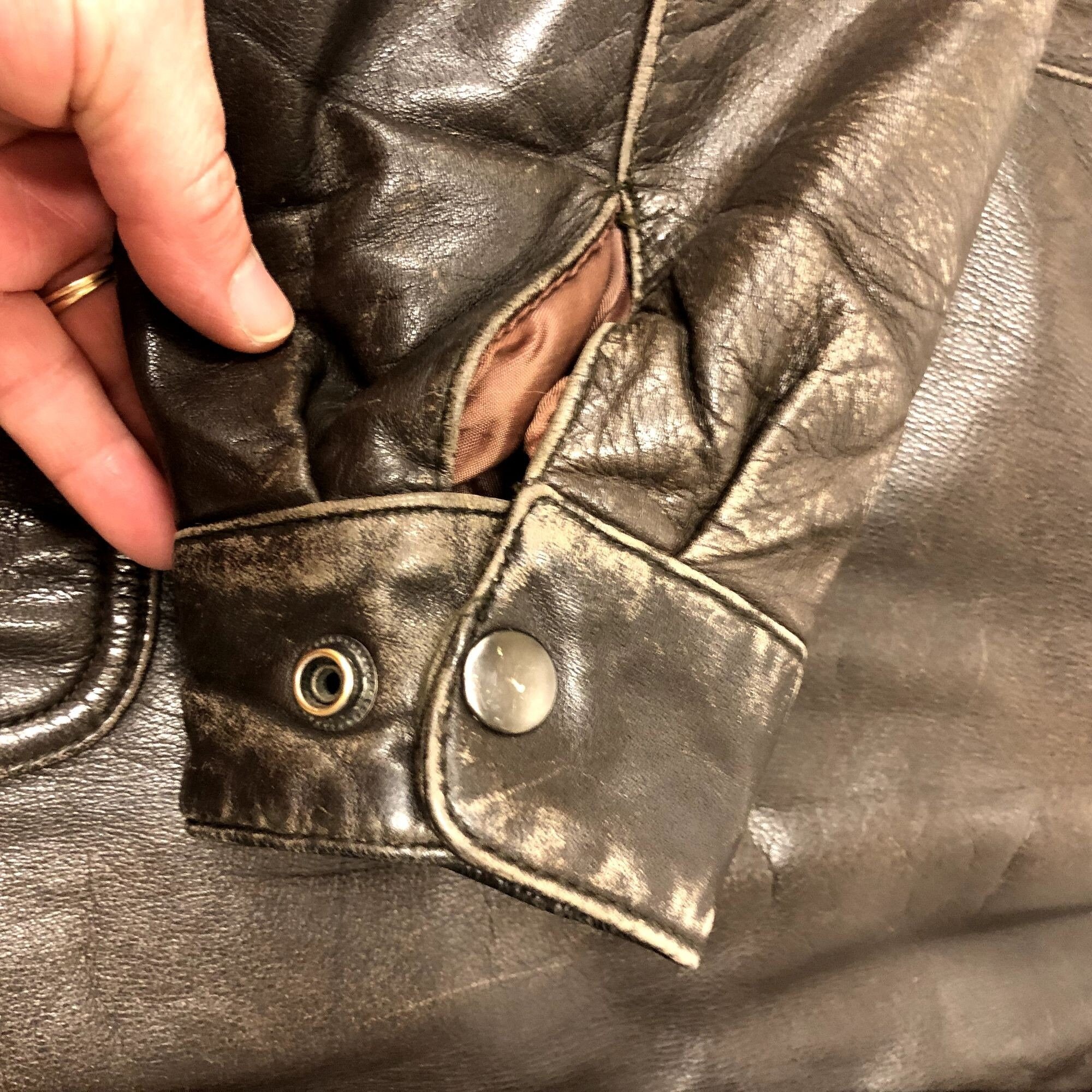 Vintage 80's REED Sportswear Men Brown DISTRESSED Leather Bomber