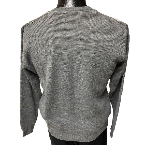 vintage-50-60-s-leo-gemelli-gray-panel-logo-v-neck-ro-gem