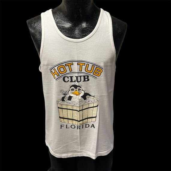 Zomerse tanktops voor heren met een beer met zonnebril en