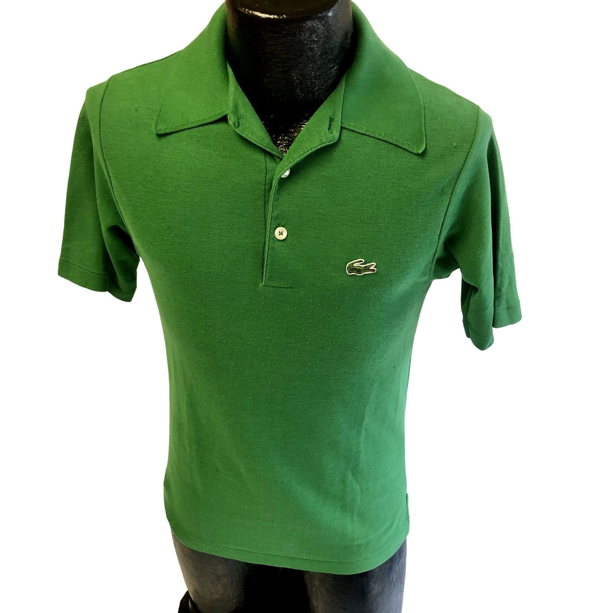 Alligator emblem on shirt discount