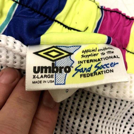 Vintage 90's Umbro USA Men Black Nylon NEON Sand … - image 4