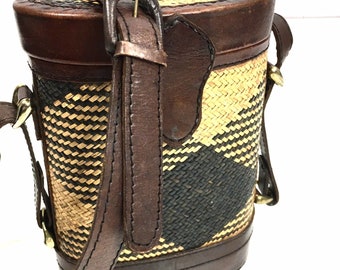 Vintage 70&#39;s Woven Bamboo STRAW Leather Tribal BOX Crossbody Bag Hippie CHIC BoHo Purse