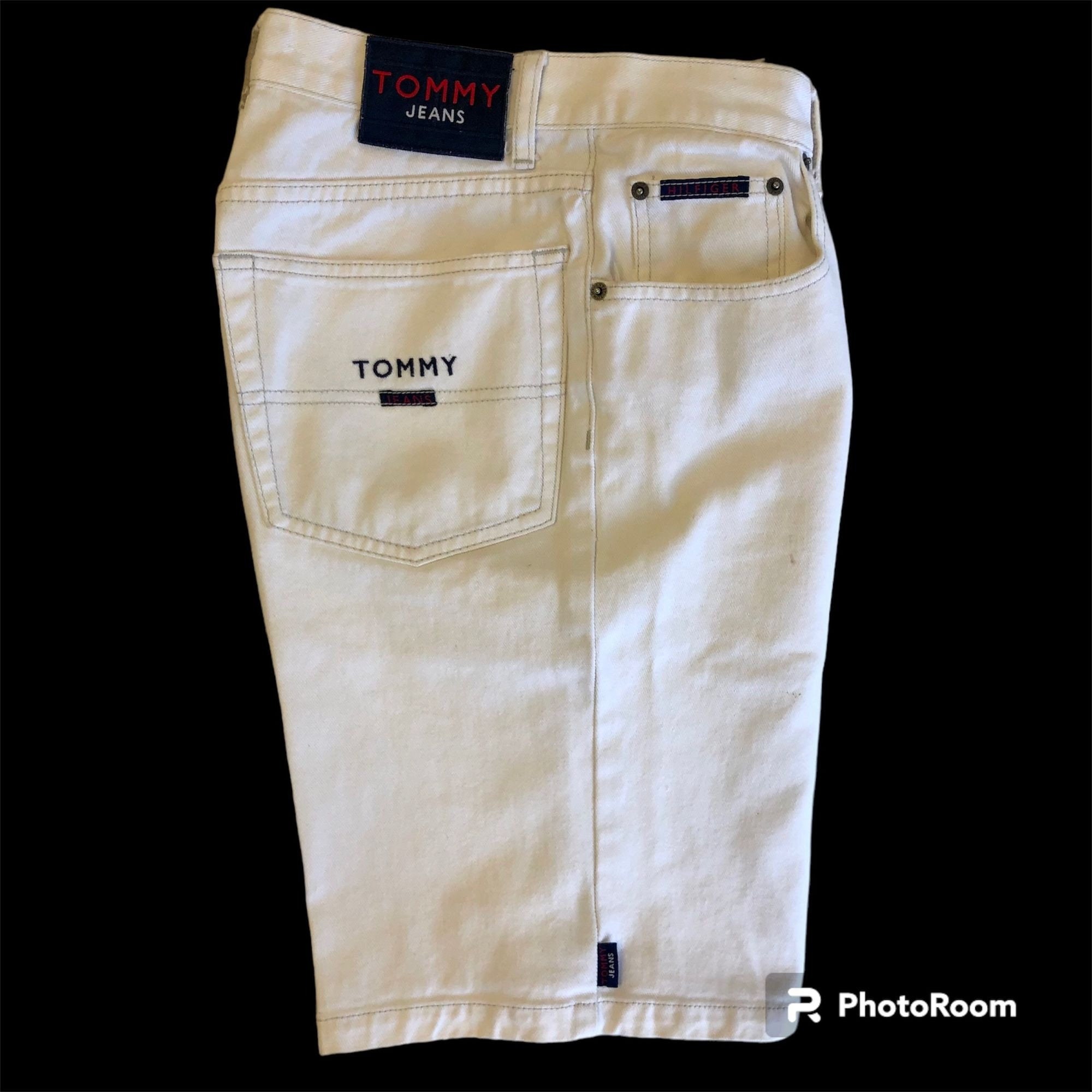Vintage 90's Tommy Hilfiger Men's White Jeans LOGO Denim STREETWEAR Shorts 31
