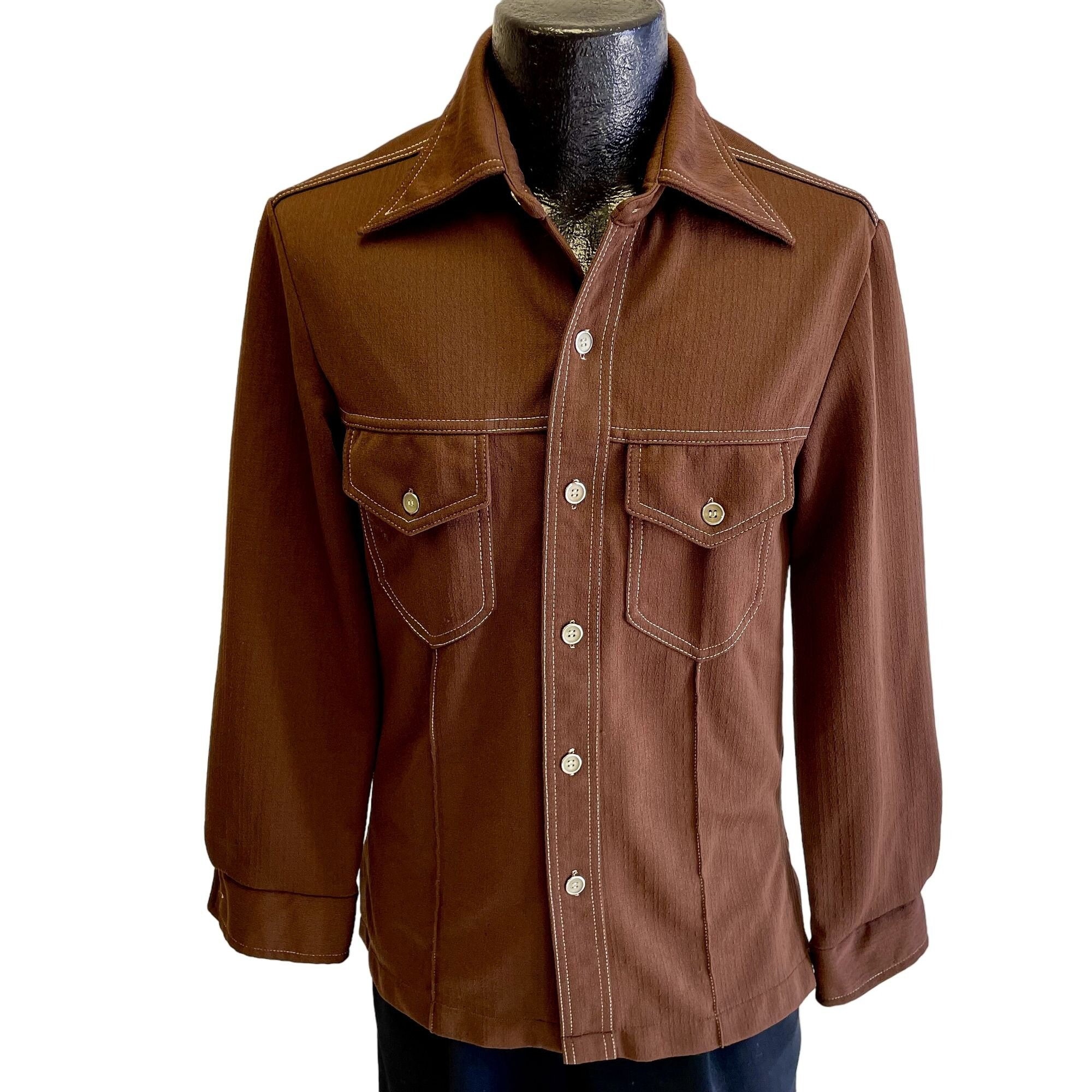 BestVintageClothes Vintage 70's Men Brown Mod Textured Butterfly Collar Button Up Disco Leisure Shirt S BestVintageClothes Vintage 70's Men Brown Mod Textured Butterfly Collar Button Up Disco Leisure Shirt S