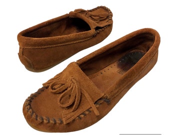 Minnetonka Moccasin 402 Women Brown SUEDE Kilty Loafers Hard Sole Leather Shoes 7