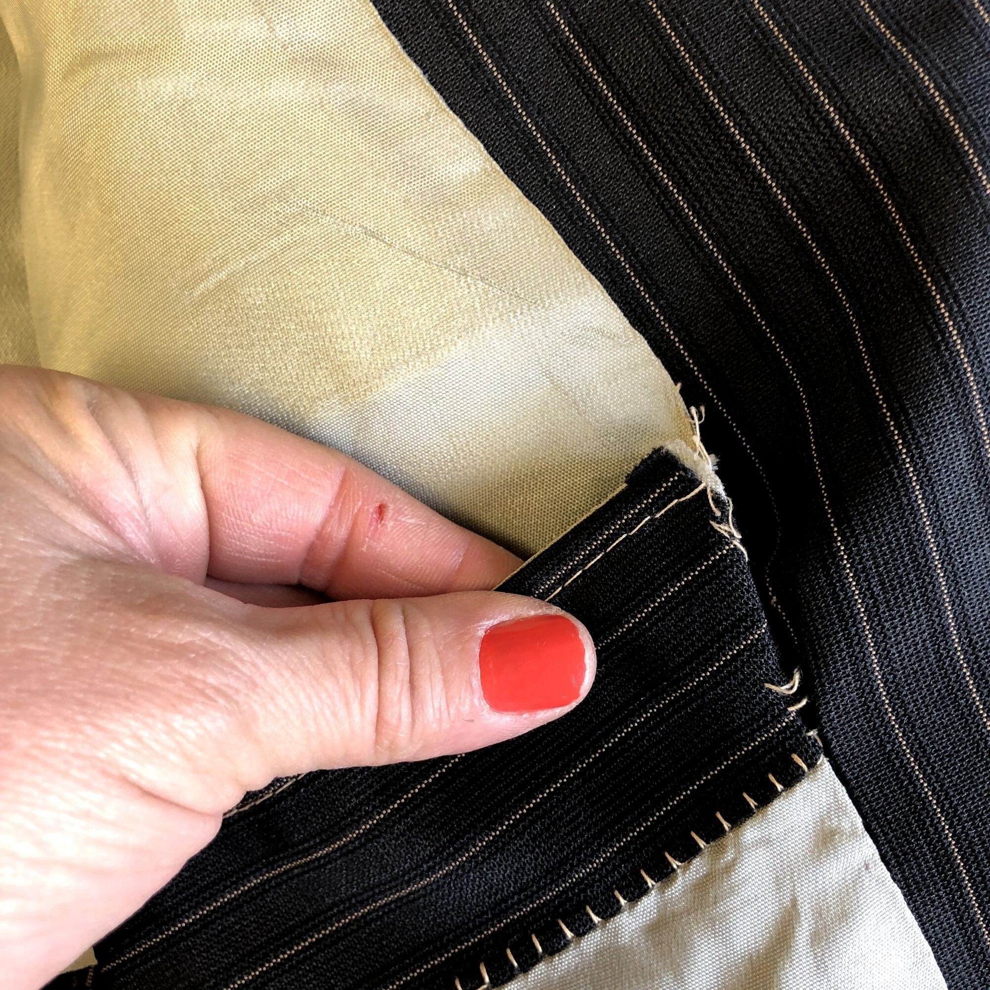 Vintage 70's Black Textured Sport Coat PEAK LAPEL Jacket