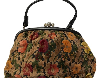 Vintage 60 70&#39;s FLORAL Hand Bag CARPET Velvet Purse HIPPIE Flower Power MoD Kiss Lock Satchel