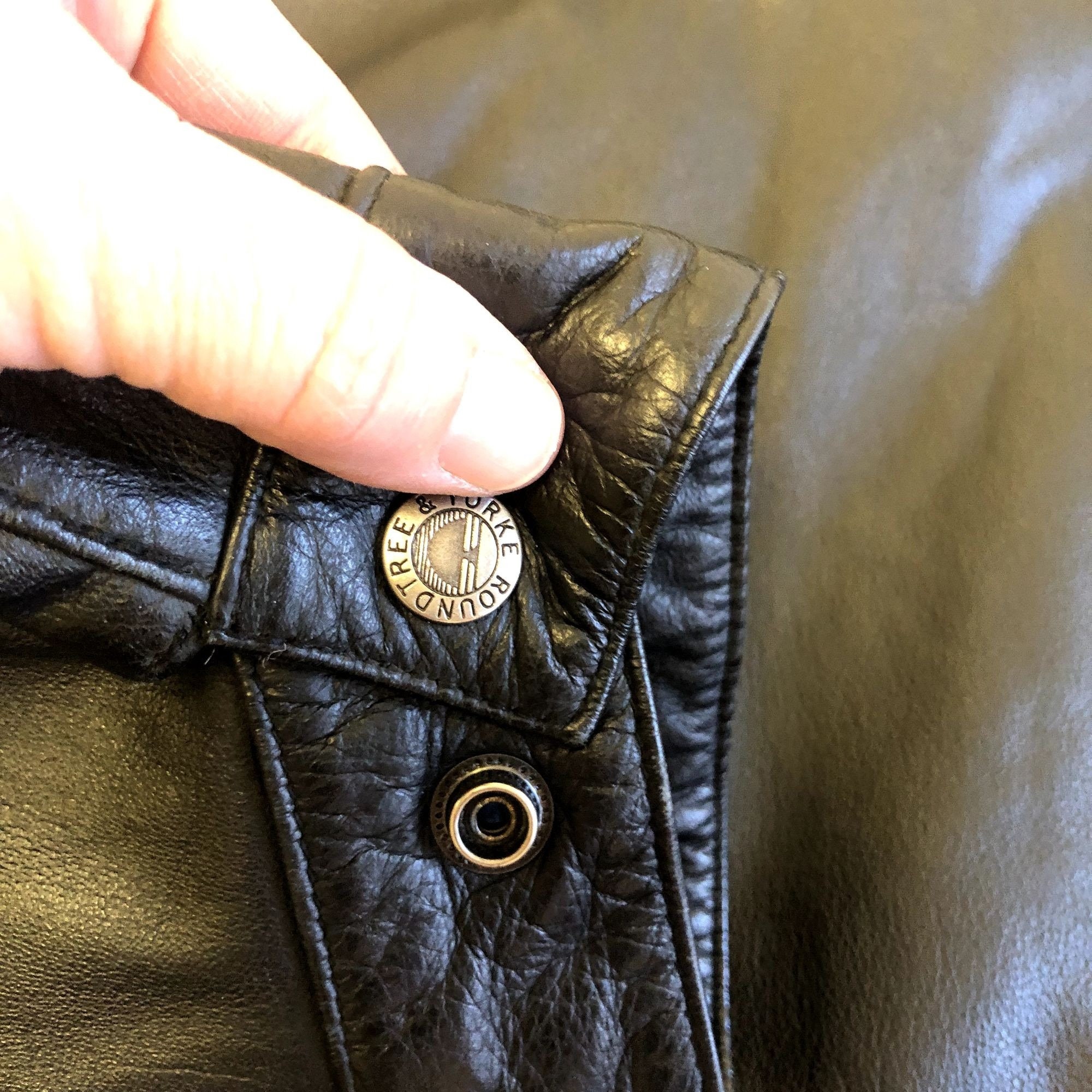 Vintage 90's Roundtree Yorke Men BLACK Leather BOMBER Motorcycle