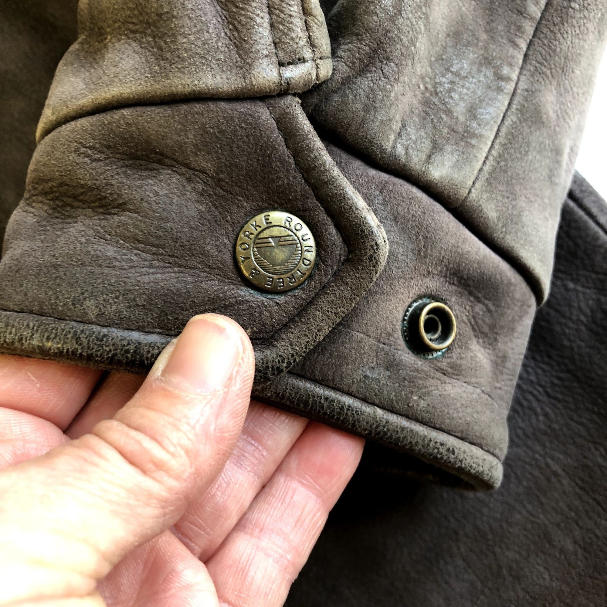 Vintage 80's Roundtree Yorke NUBUCK Skin Bomber Coat BUCKLE