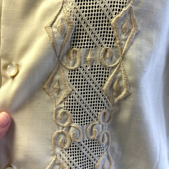 Vintage 70's Men's Beige EMBROIDERED Hawaiian WED… - image 8