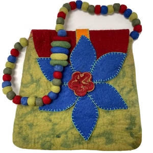 Bolso psicodélico de lana hervida de fieltro multicolor vintage de los años 70 con solapa de flores estilo hippie estilo bohemio para festivales
