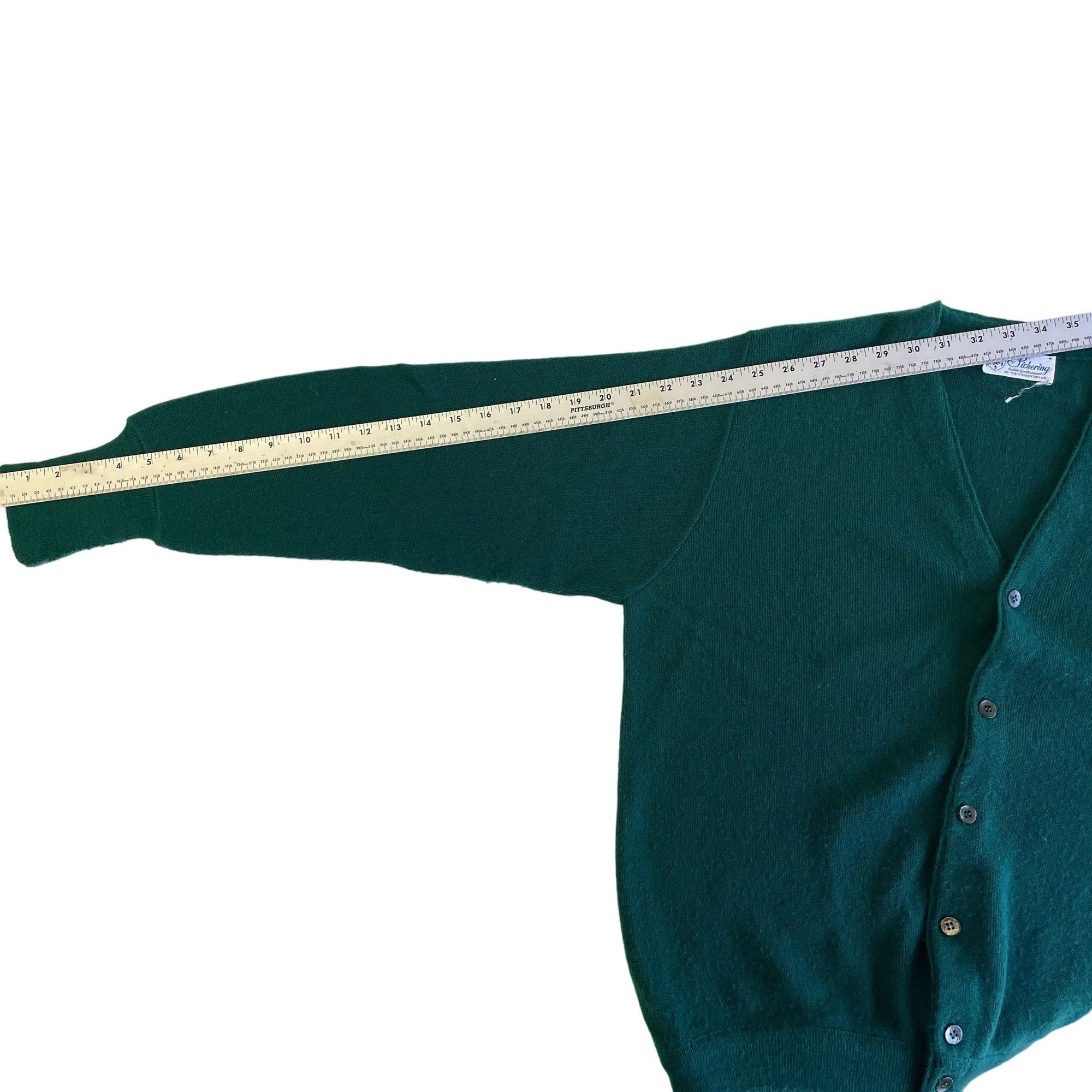 Vintage 70 80's Pickering Men Green MASTERS Cardigan PEBBLE