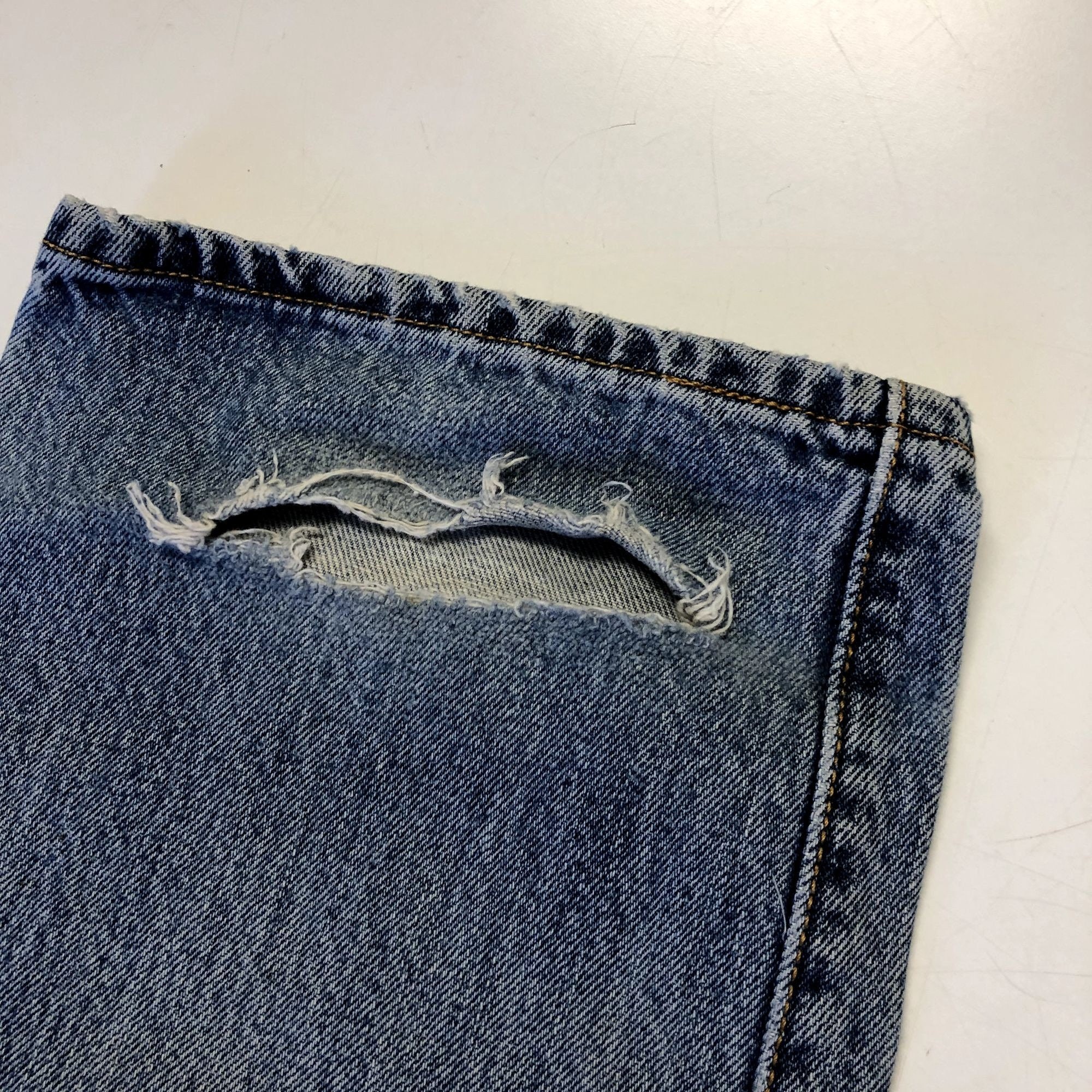 Vintage 80's Levis 501 XX DISTRESSED Blue Jeans BUTTON Fly Denim