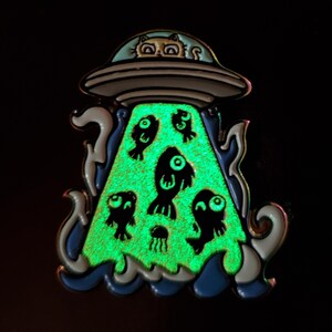 UFO Cat Enamel Pin – 1.5" – Black Nickel – Glows in the Dark image 2