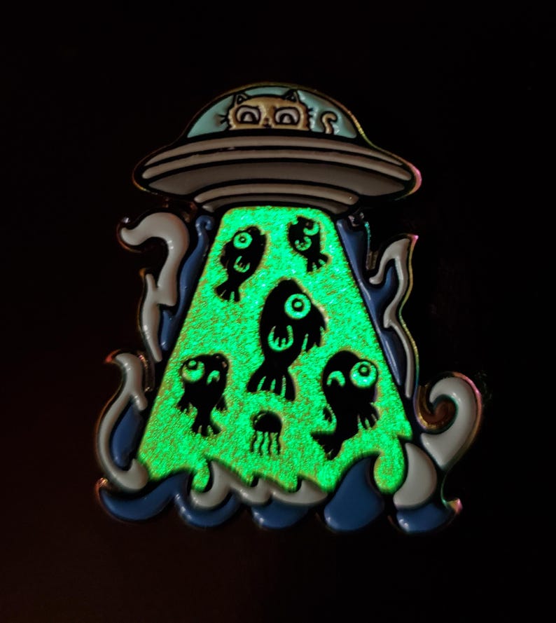 UFO Cat Enamel Pin – 1.5" – Black Nickel – Glows in the Dark image 2
