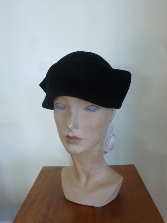 40's 50's Hat Felt Velour Beaded Anna Prives Desi… - image 4