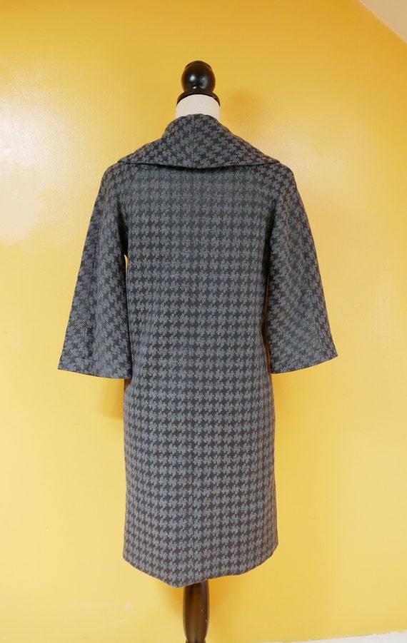 1960s Anne Klein Bell Sleeve Houndstooth Shimmer … - image 8