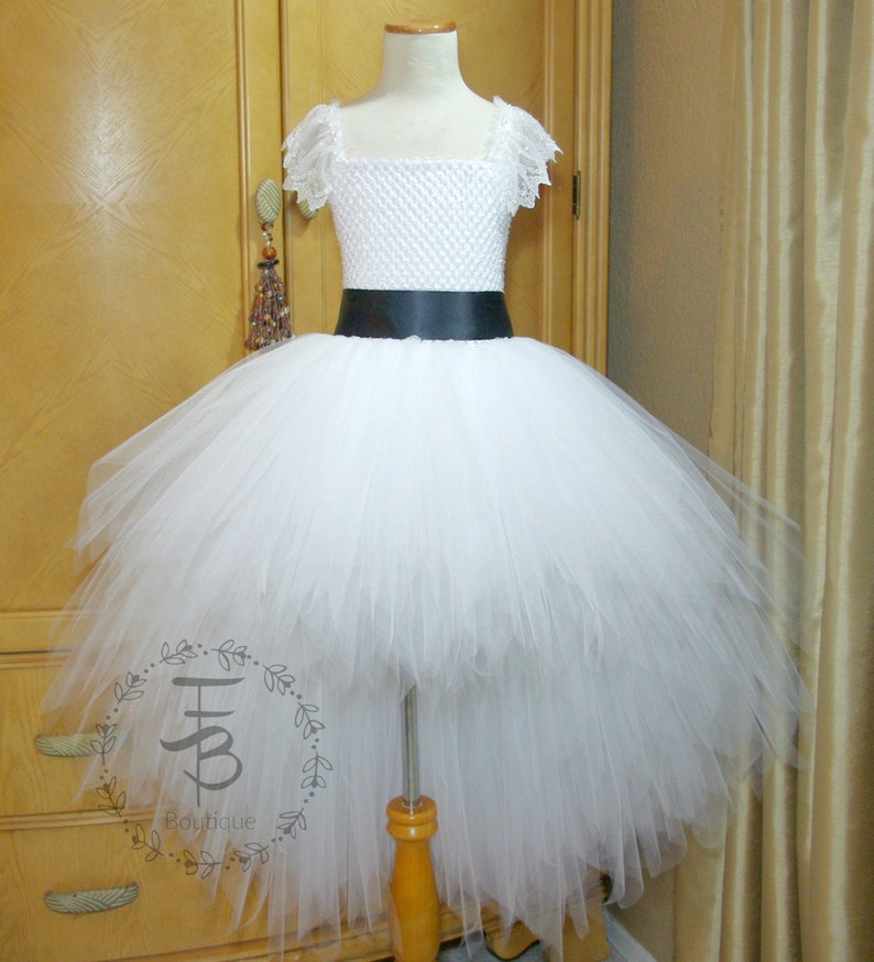 2t white tutu