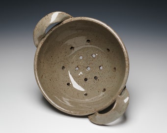 Handmade Ceramic Berry Bowl, ~16 oz., Wheel Thrown Pottery, Gray Glaze over Speckled Brown Stoneware