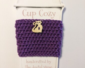 Coffee Cup Cozy- amethyst purple with cat - soft, hand-crocheted, reusable sleeve for hot/cold drink