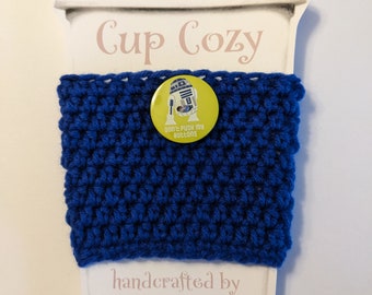 Coffee Cup Cozy - dark blue with Star Wars R2D2 droid: Don't Push My Buttons - soft, hand-crocheted, reusable sleeve for hot/cold beverages