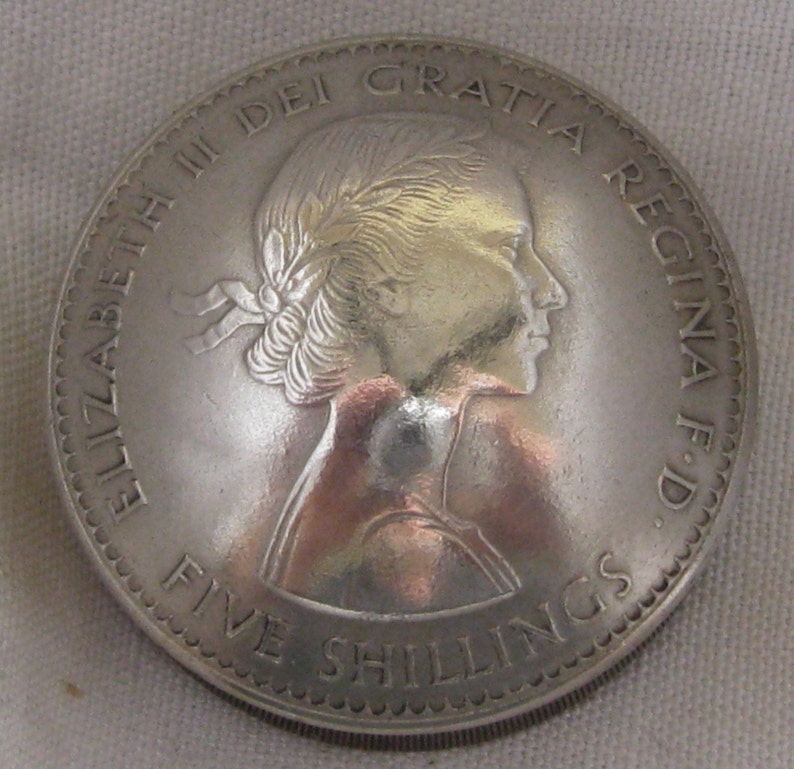 Queen Elizabeth II 1960 Corona de la moneda tornillo tapa ...